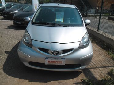 Toyota Aygo 1.0 12V VVT-i 5 porte Sol automatica