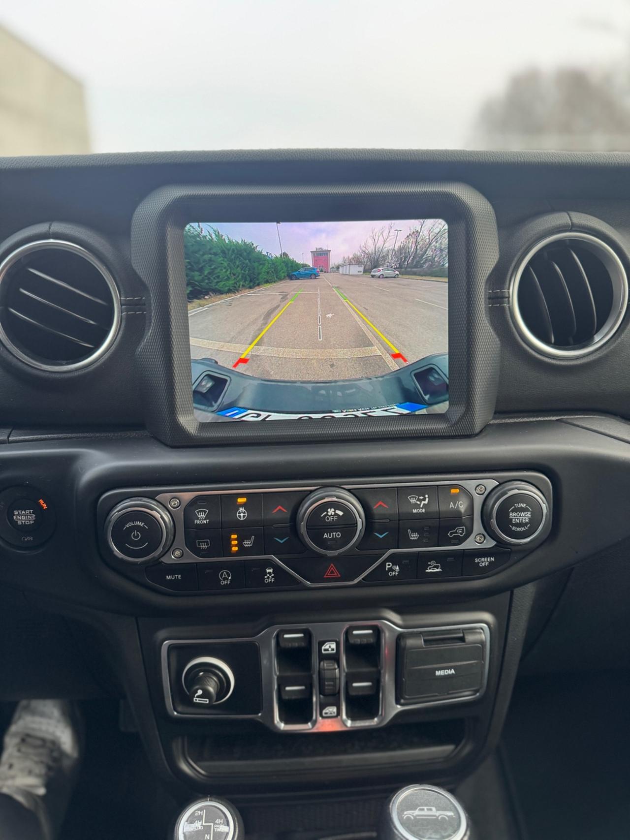 JEEP GLADIATOR 3.0 V6 AUTOCARRO 66.000 KM