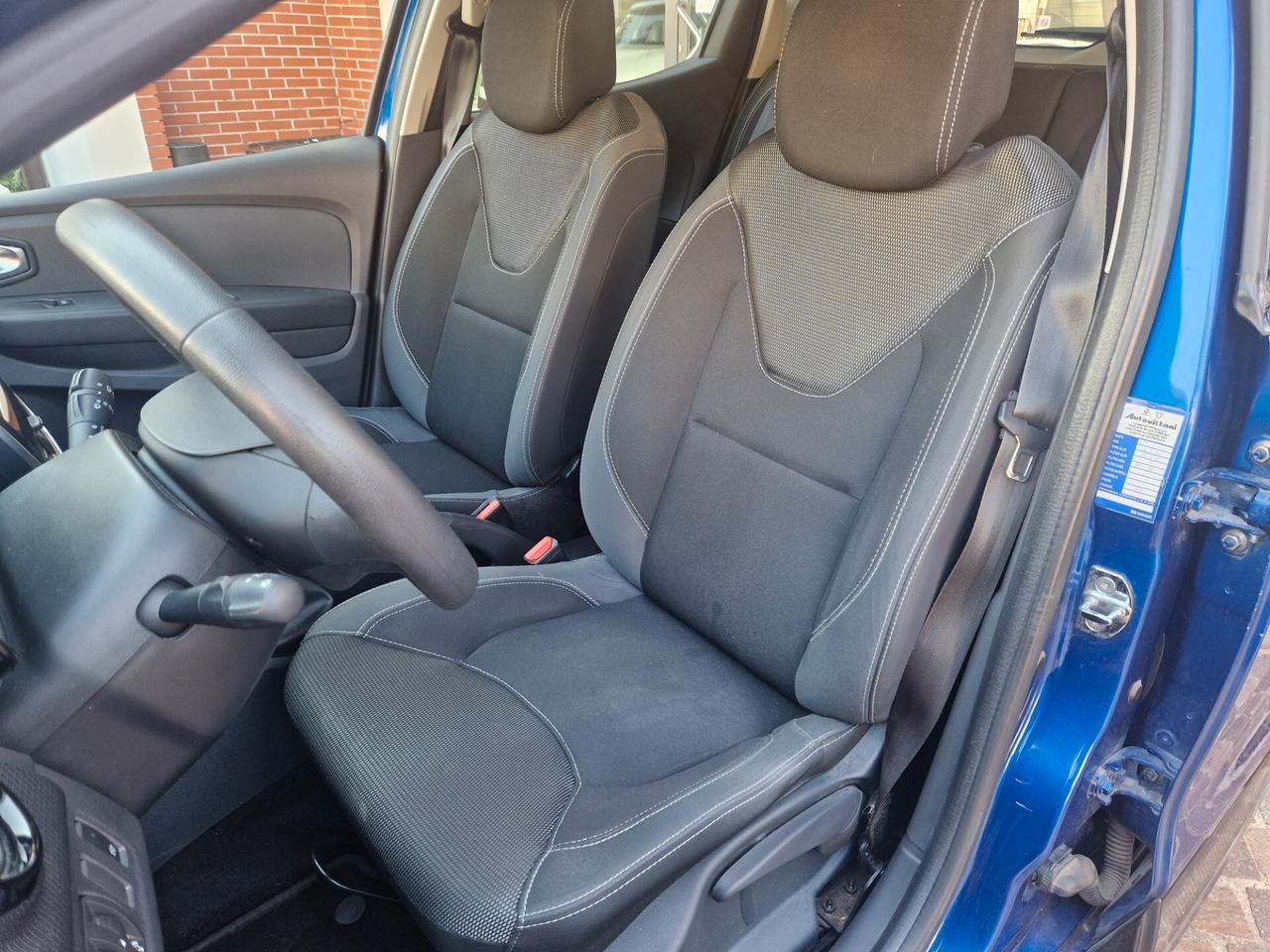 Renault Clio 0.9TCe 75cv 5 porte Moschino Zen
