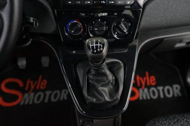 LANCIA Ypsilon 1.0 FireFly 5 porte S&S Hybrid Silver Plus