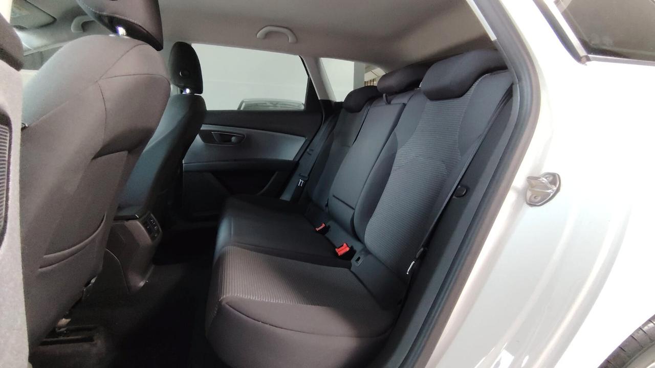 SEAT LEON 1.6 STYLE 115CV - VIRTUAL COCKPIT, CAR PLAY, NEOPATENTATI
