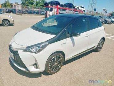 Toyota Yaris 1.5 hybrid Trend White Edition