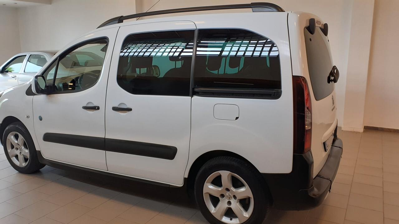 Peugeot Partner trasporto disabili pianale ribassato