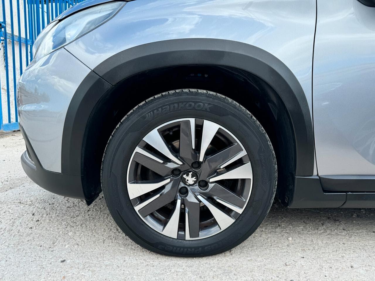 Peugeot 2008 BlueHDi 100 S&S Allure