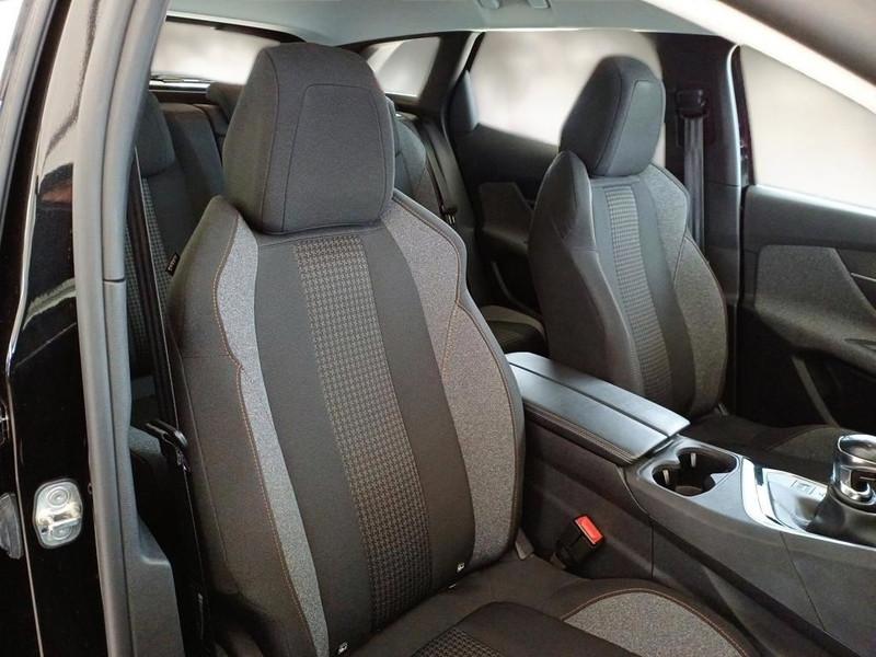 PEUGEOT 3008 BlueHDI 130 S/S Active Business