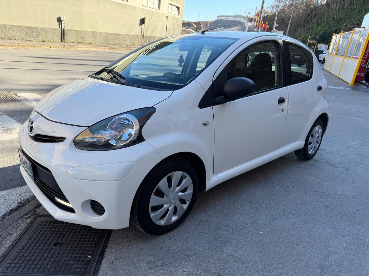 TOYOTA AYGO 1.0 NEOPATENTATI 5 PORTE