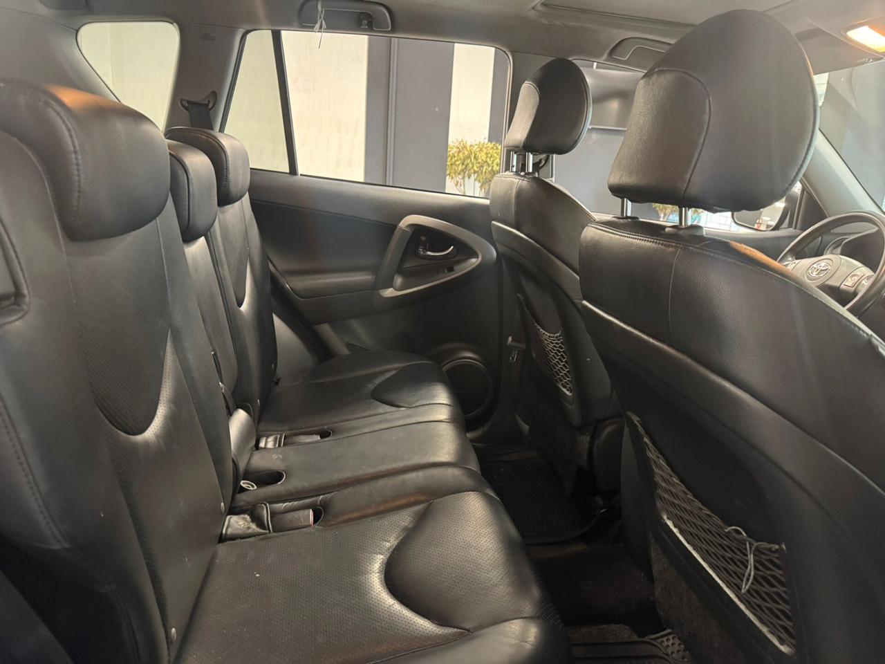 Toyota RAV 4 RAV4 2.2 D-4D 177 CV Luxury