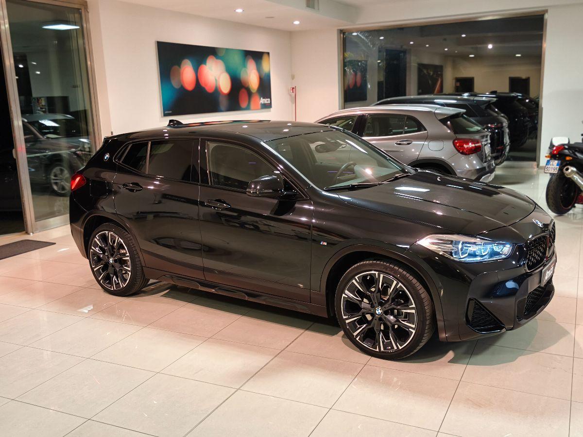 BMW X2 sDrive18d Edition M-SPORT Totalblack