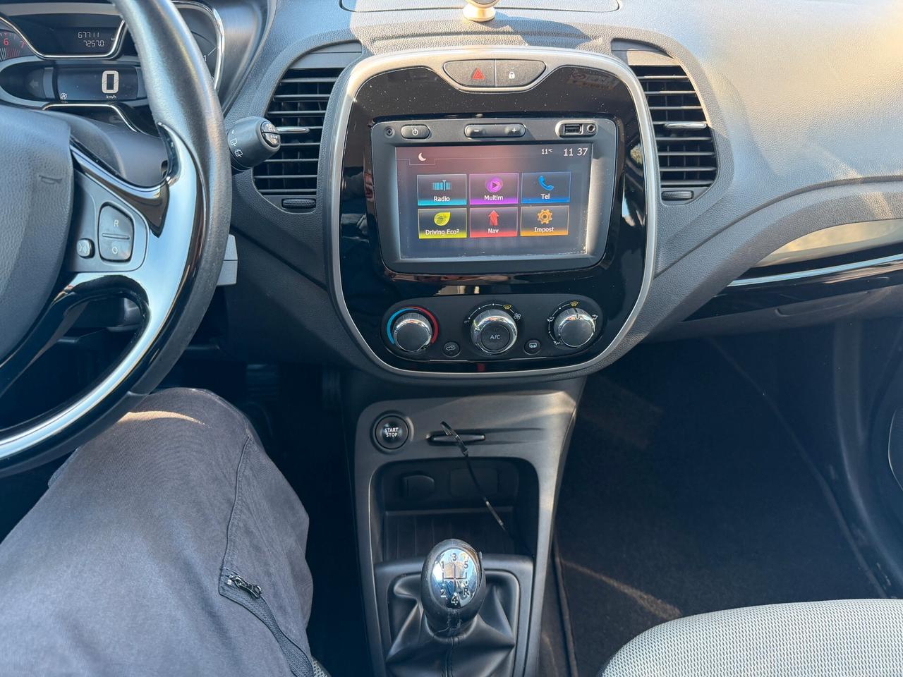 RENAULT CAPTUR 2017 900 BENZINA 90 CV *67.000 KM