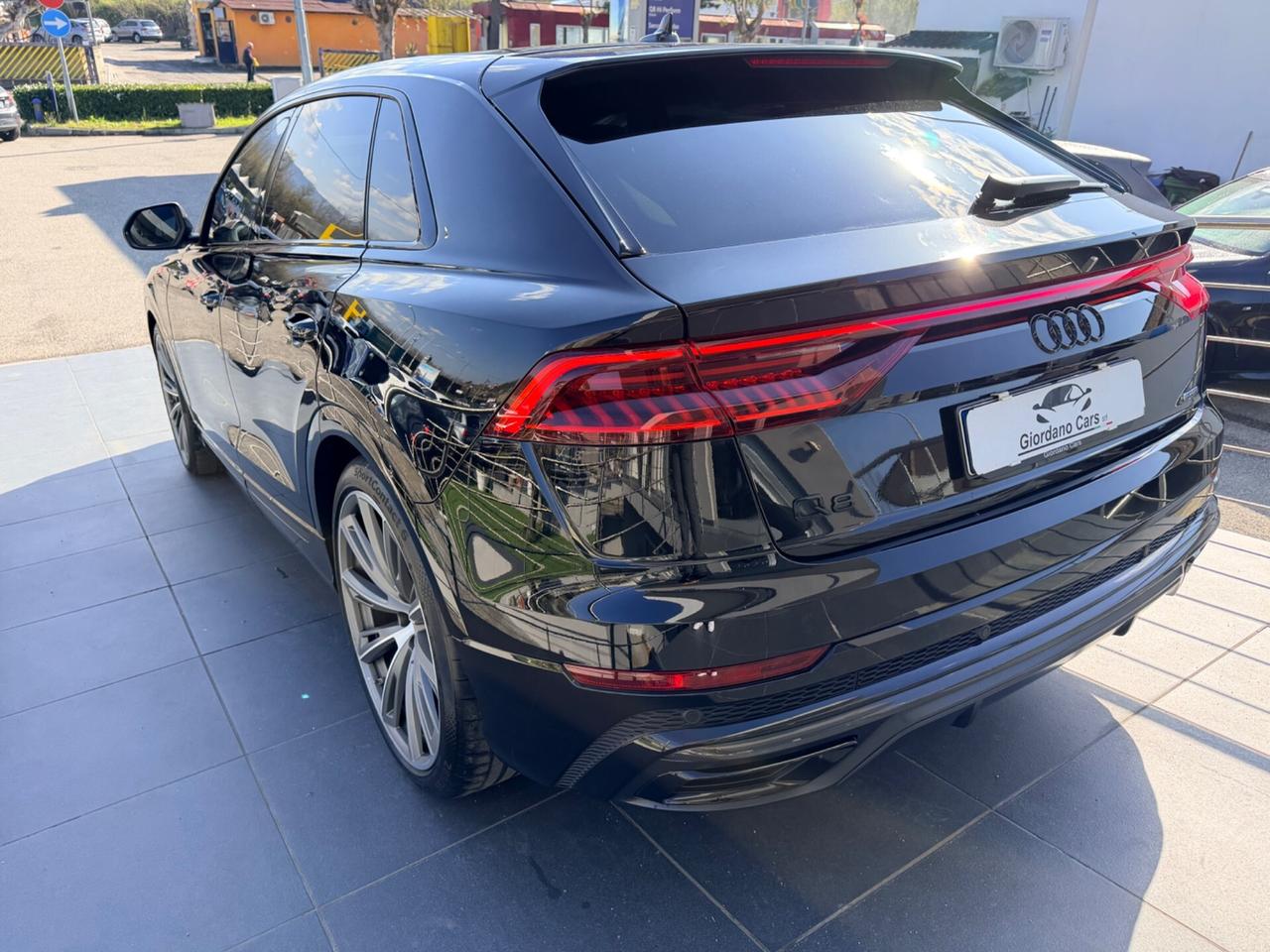 Audi Q8 50 TDI 286 CV quattro tiptronic S line Pack carbonio