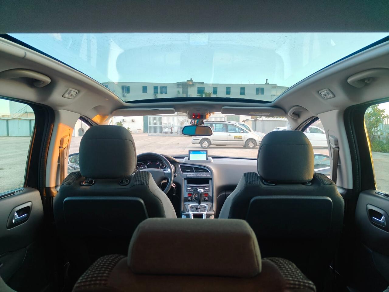 Peugeot 5008 1.6 e-HDi 115CV S&S ETG6 Allure