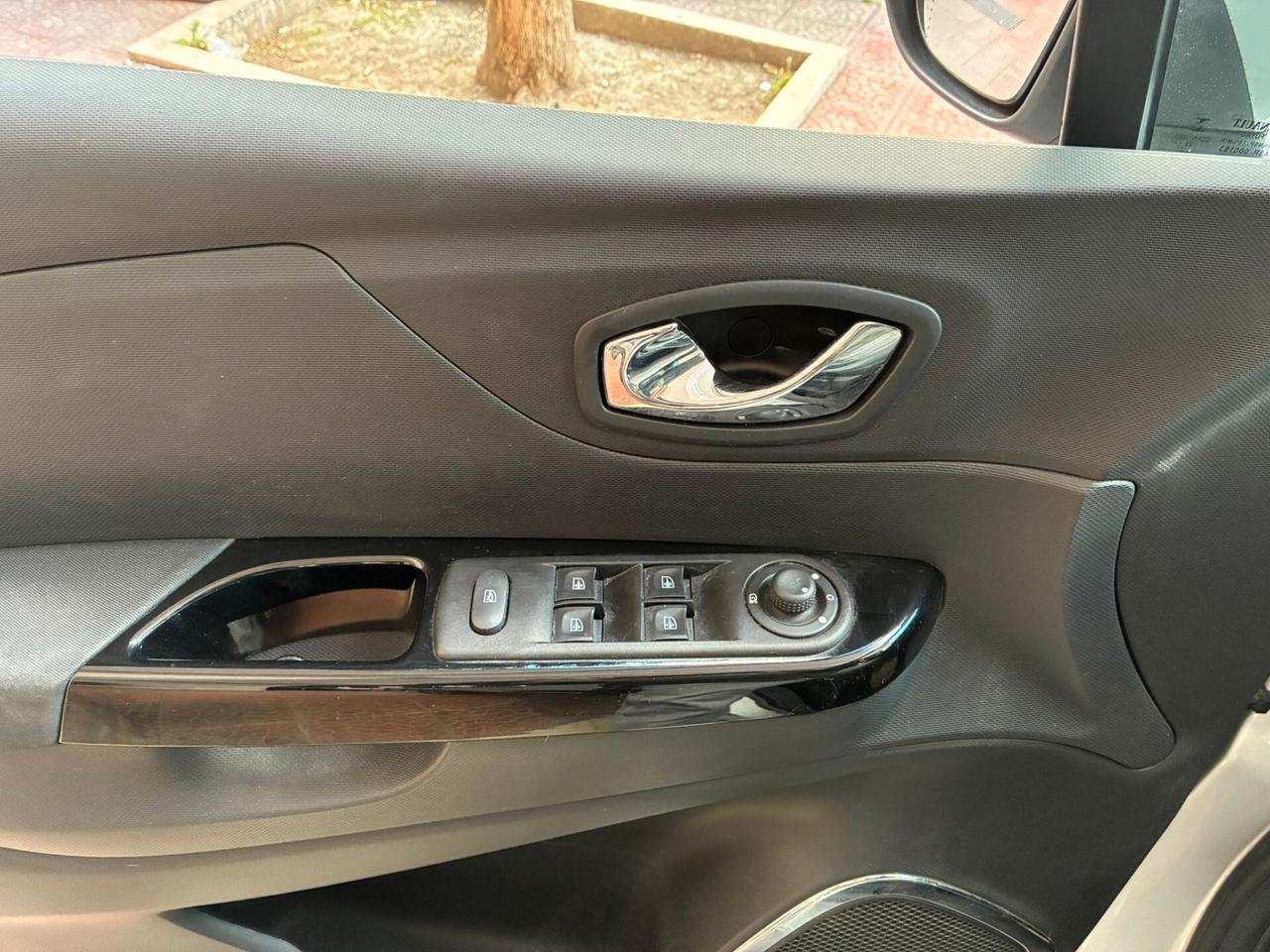 Renault Captur 1.5dCi Navi retro perfetta-2015