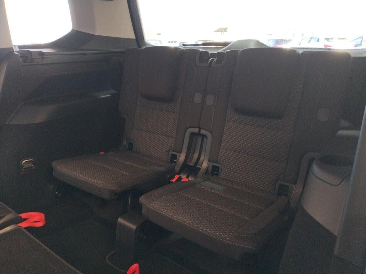 Volkswagen Touran 1.5 tsi Business