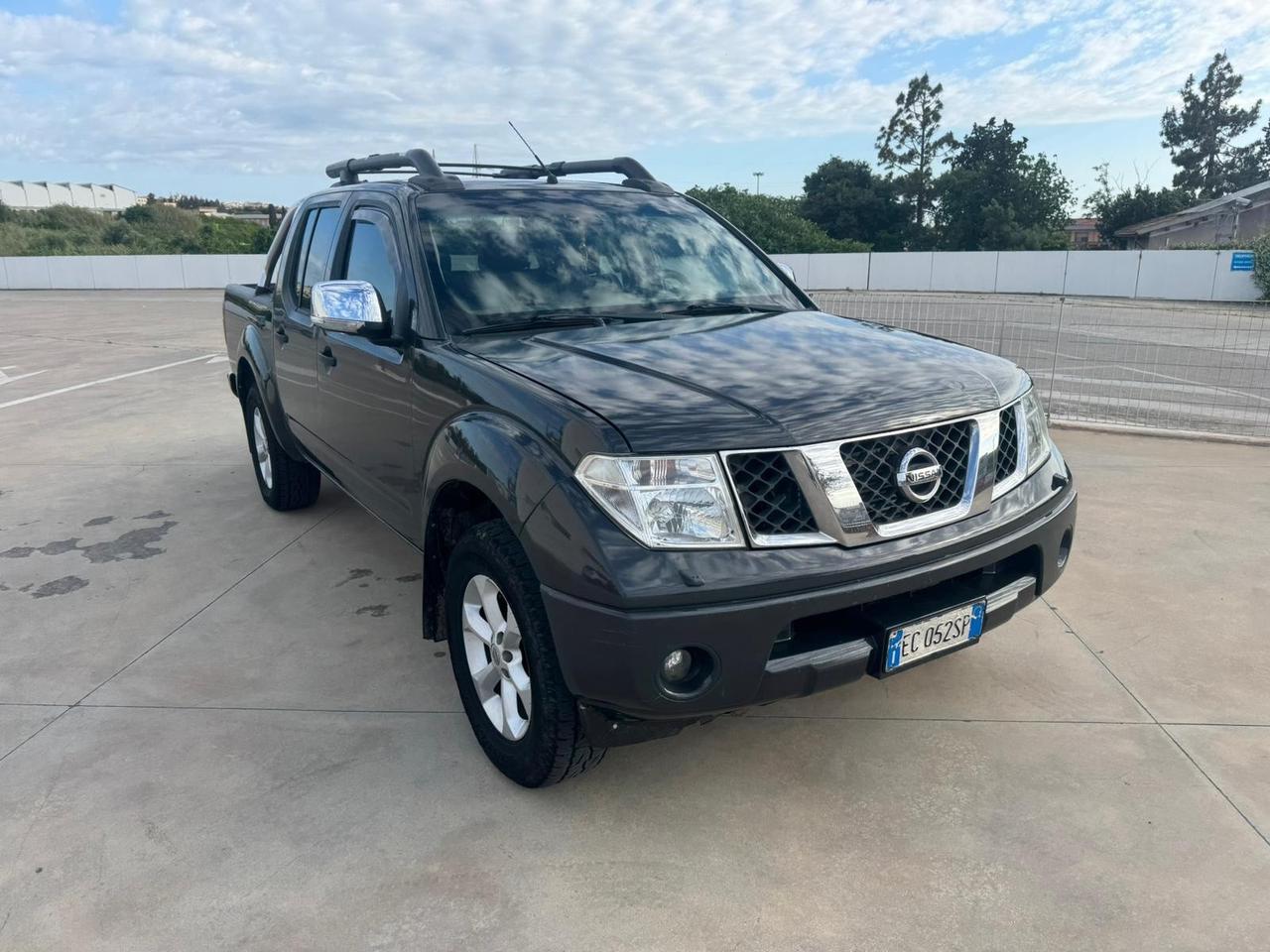 Nissan Navara 2.5 dCi 4 porte Double Cab XE