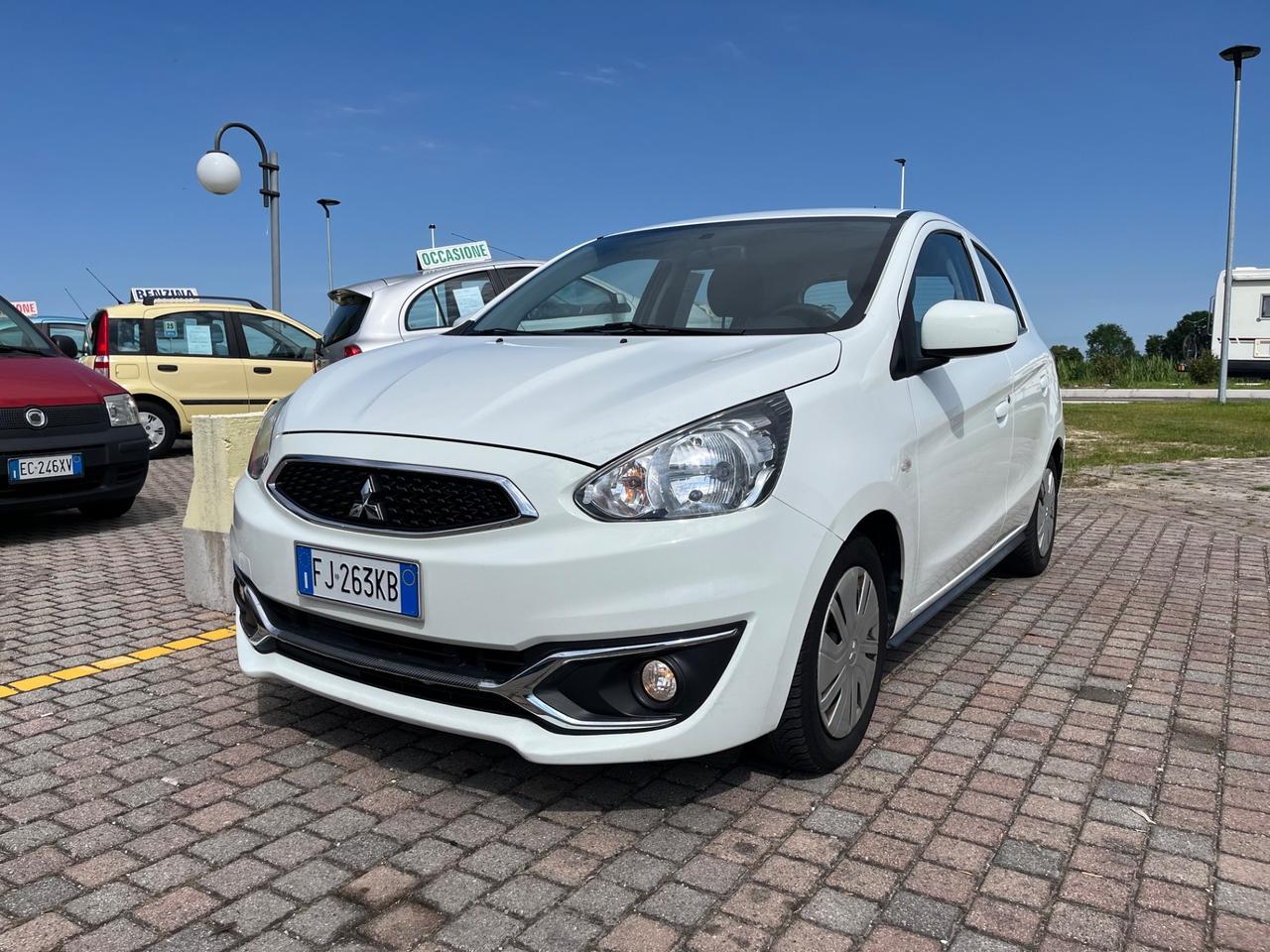 Mitsubishi Space Star 1.0 Invite