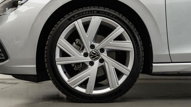 VOLKSWAGEN Golf 2.0 TDI 150 CV DSG SCR Style