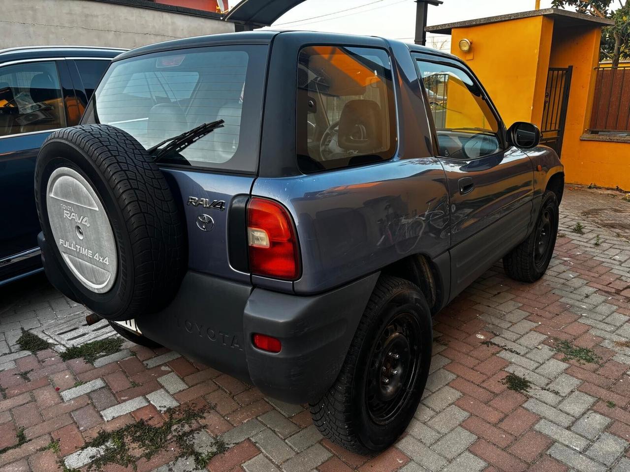 Toyota RAV 4 2.0i 16V cat 4x4 3 porte