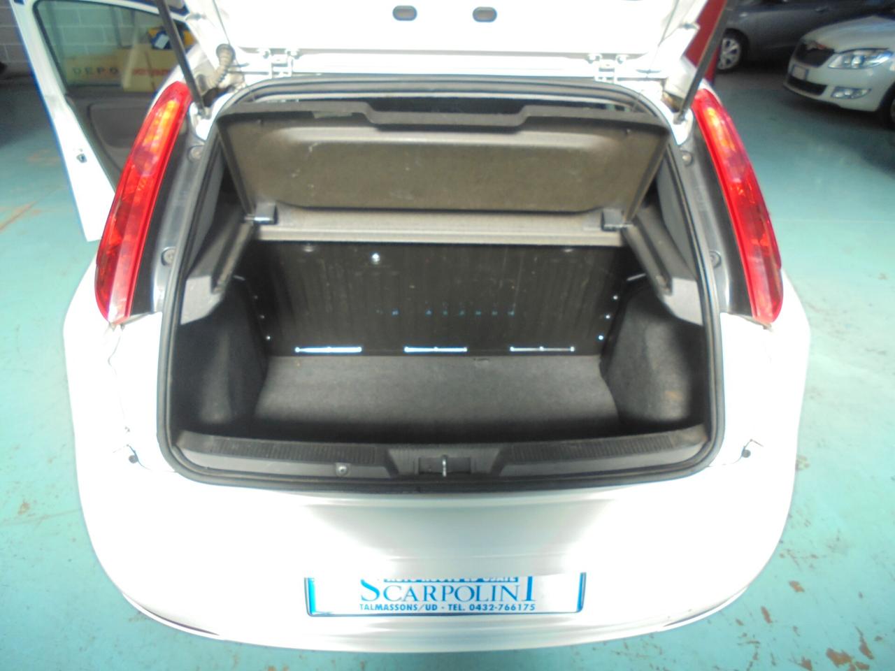 Fiat Punto 1.3 MJT II S&S 95 CV 5 porte Street NEOPATENTATI