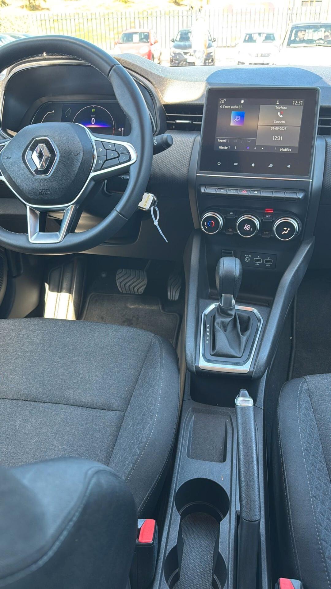 Renault Clio Full Hybrid E-Tech 145 CV 5 porte Evolution