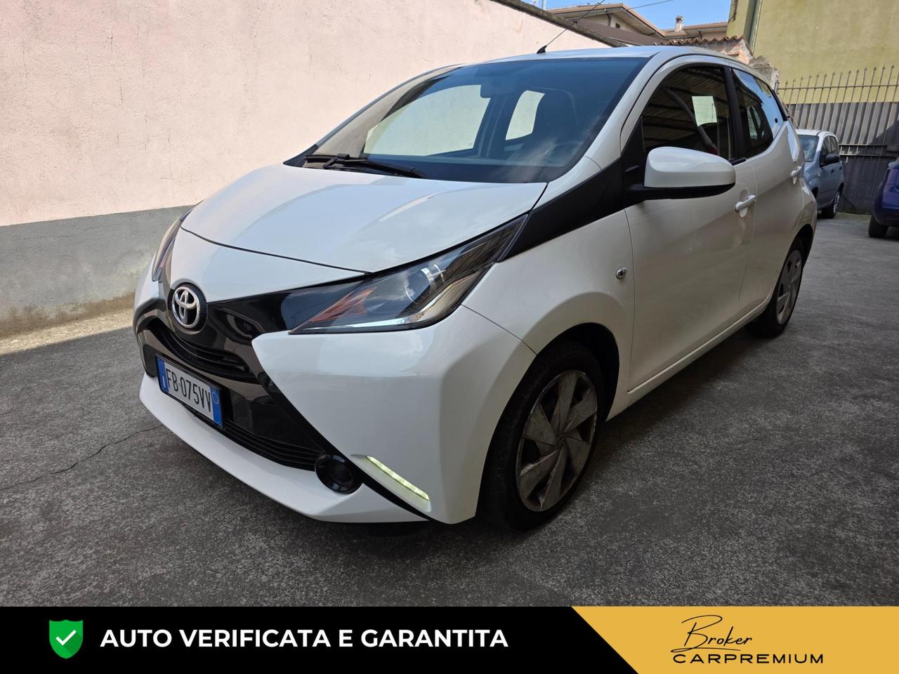 Toyota Aygo Aygo 5p 1.0 x-cool m-mt my15