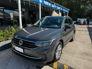 Volkswagen Tiguan 2.0 TDI 150 CV SCR DSG Elegance