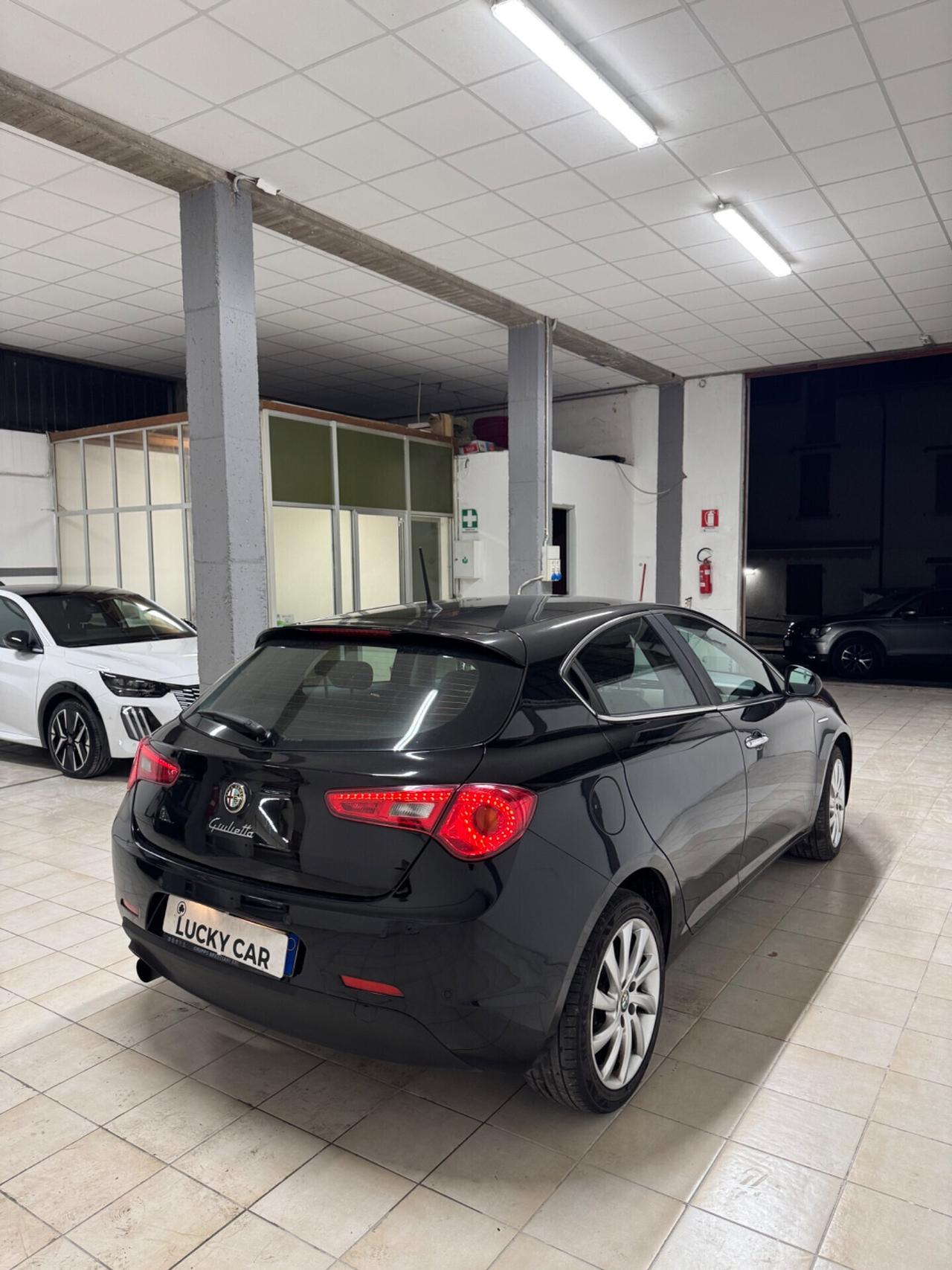Alfa Romeo Giulietta 1.6 JTDm-2 105 CV Exclusive