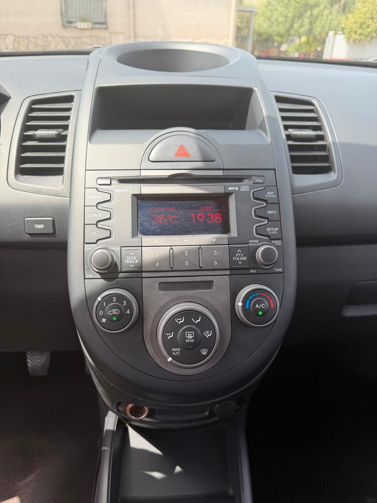 Kia Soul 1.6 CVVT Cool Bi-Fuel-05/2010