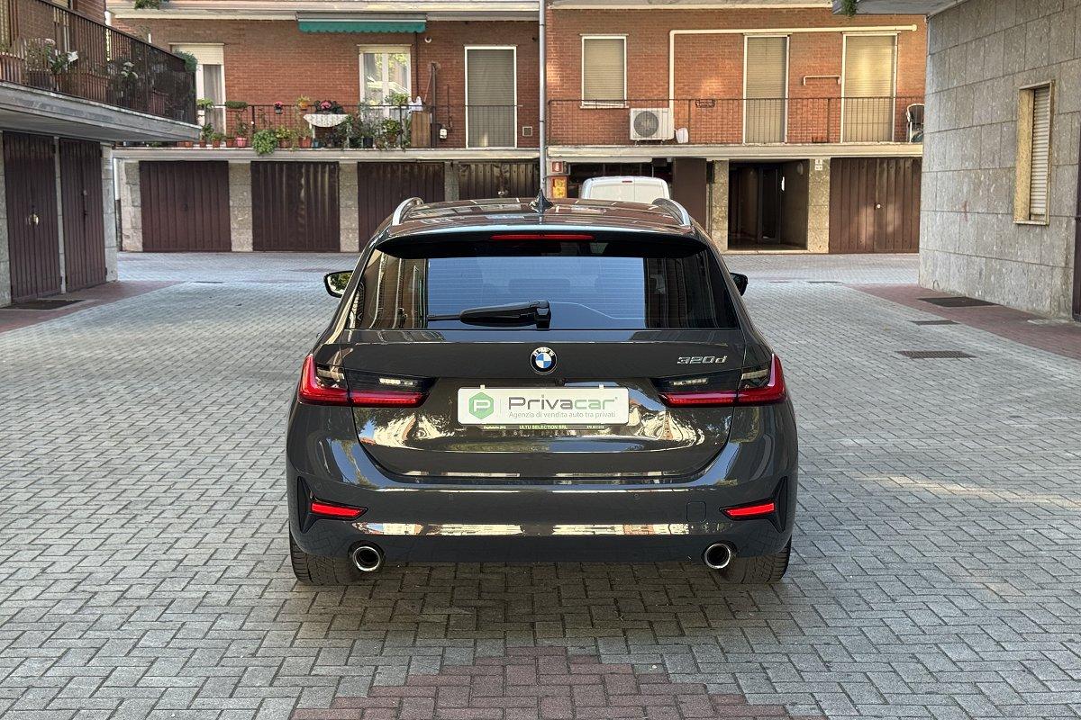 BMW 320d 48V Touring Business Advantage