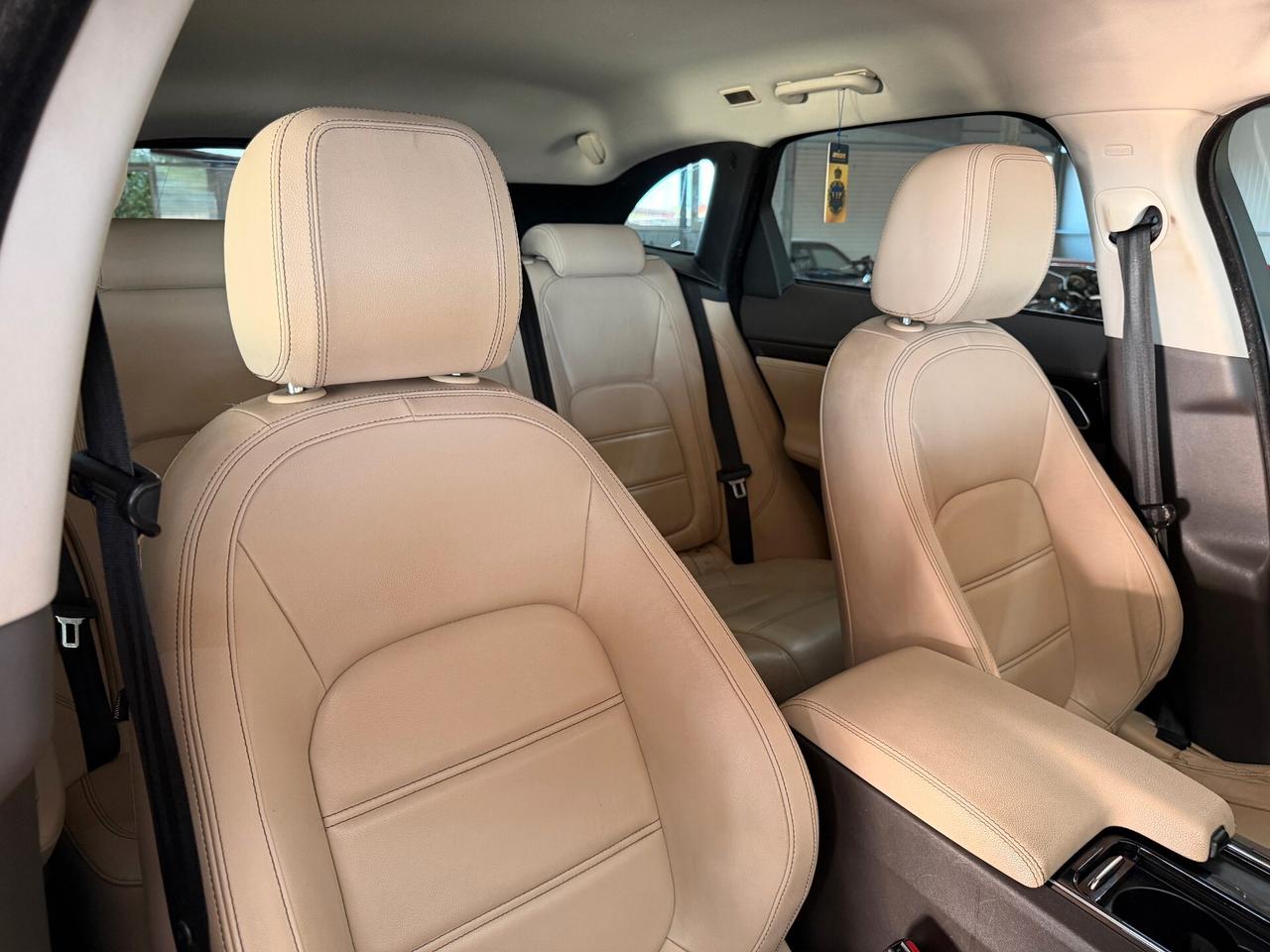 Jaguar F-Pace 2.0 D 180 CV - 24 MESI DI GARANZIA