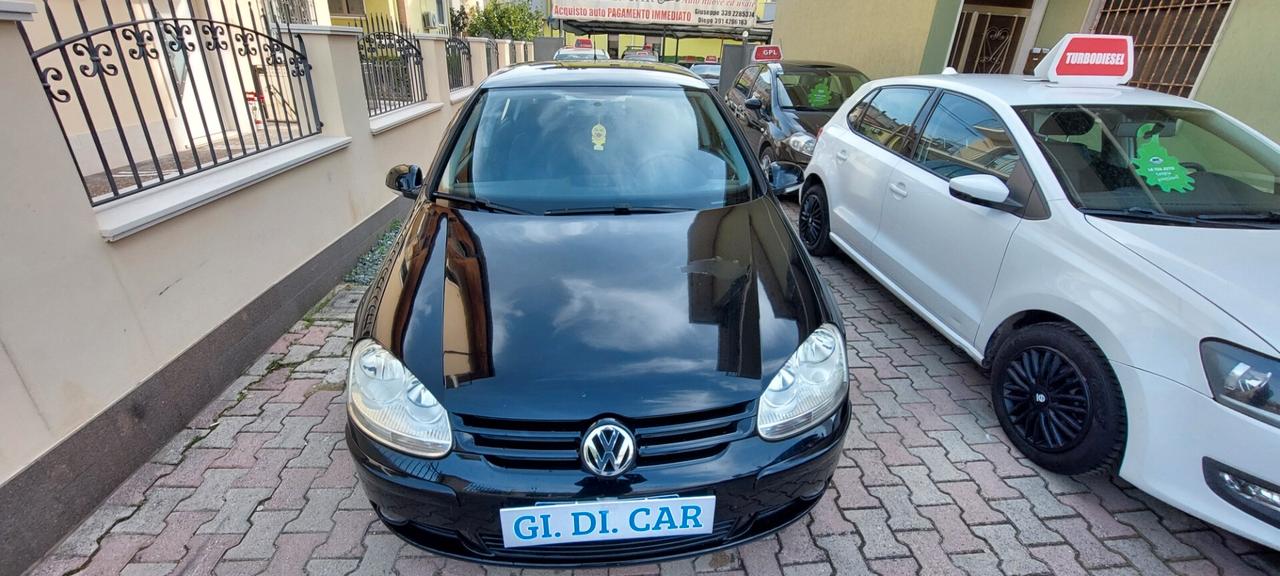 GOLF 1,9 TURBODIESEL 105 CV X NEOPATENTATI COMFORTLINE LEGA GOMME NUOVE IMPECCABILE