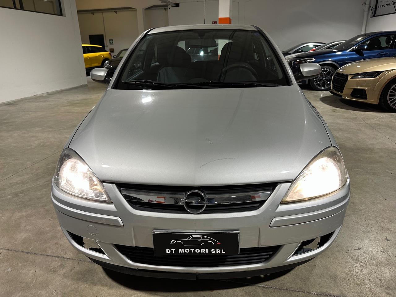 Opel Corsa 1.2i 16V cat 3 porte Club