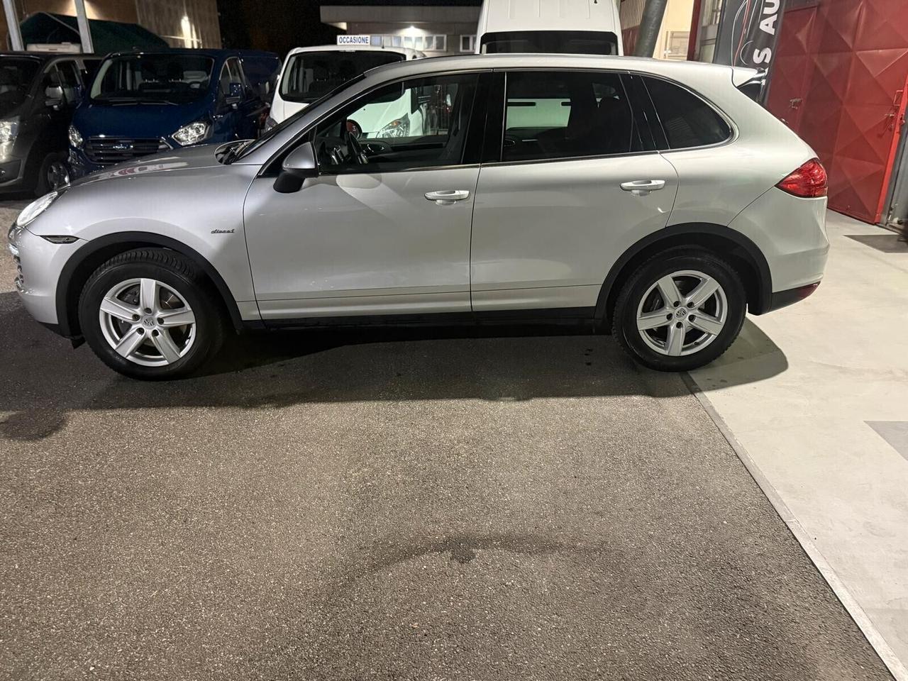 Porsche Cayenne 3.0 Diesel tiptronic 173000km