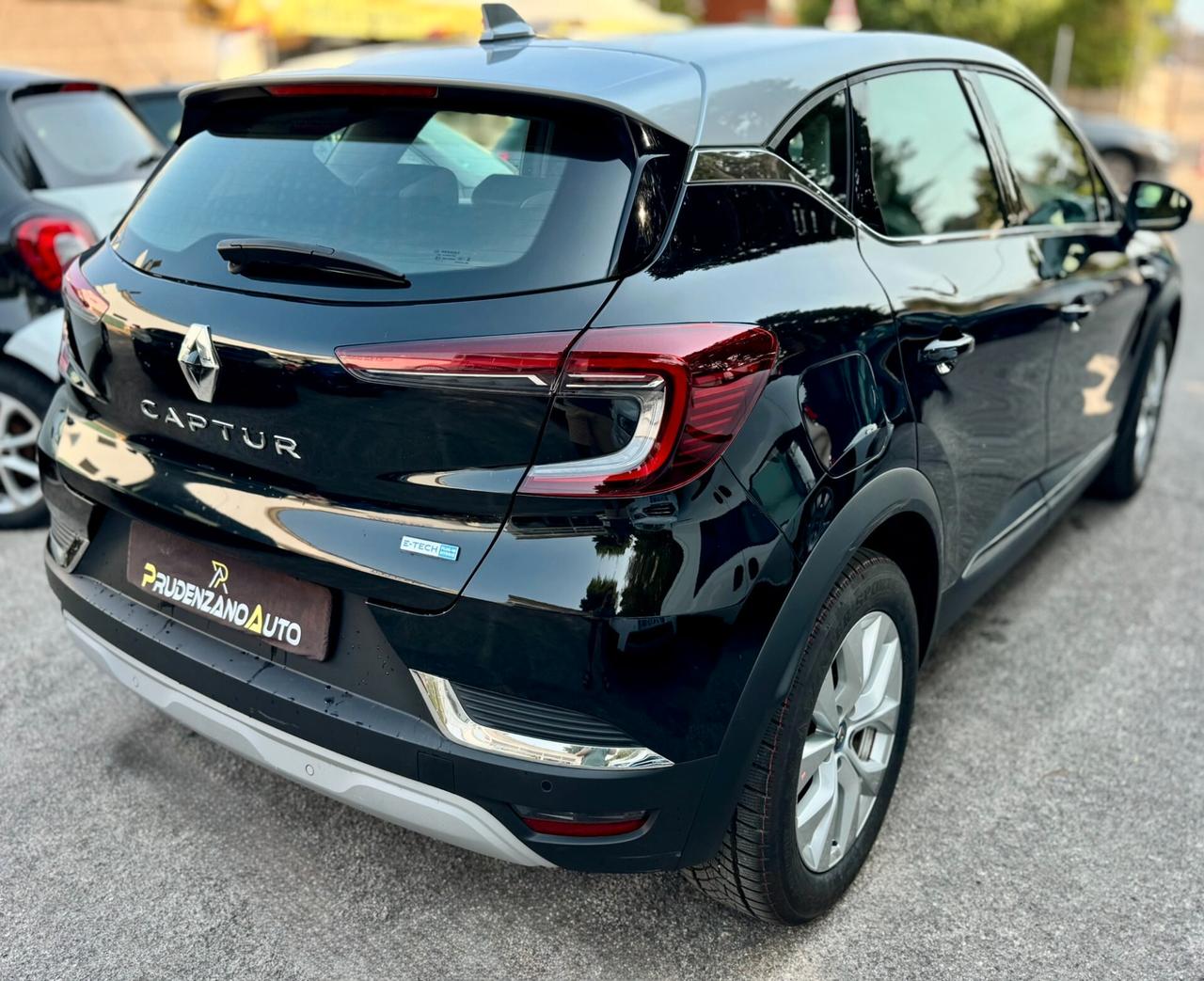 Renault Captur 1.6 Plug-in Hybrid E-Tech 160 CV Intens