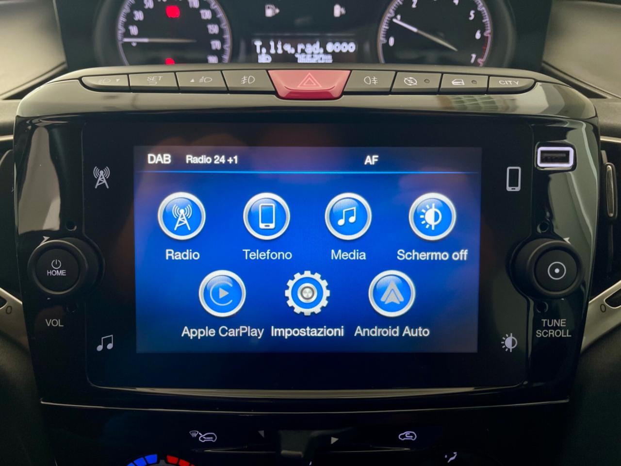 LANCIA YPSILON 70CV S&S HYBRID Gold 2022