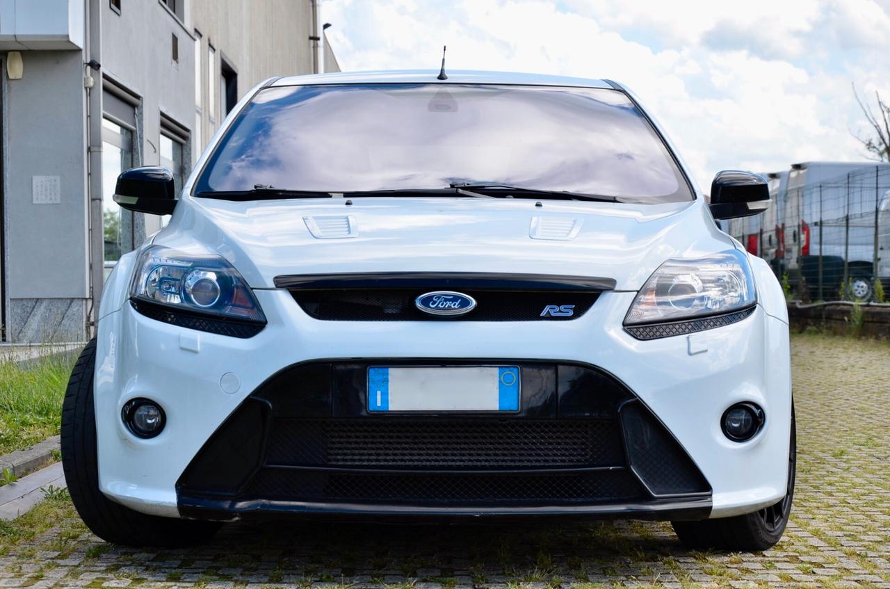 FORD FOCUS 3p 2.5t RS 305cv, UNICOPROPRIETARIO, UFF ITALIANA, TENUTA DA AMATORE, PERMUTE