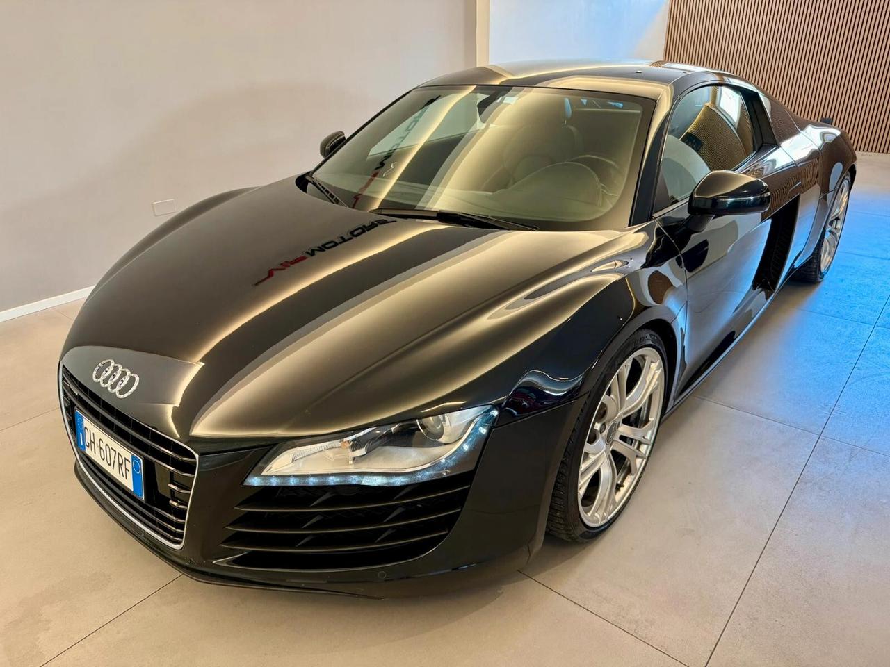 AUDI R8 V8 420CV UNIPRO PERMUTE GARANZIA R-TRONIC