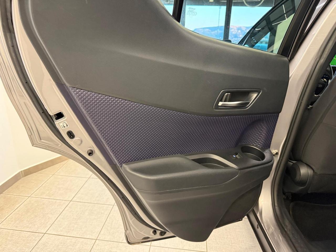 Toyota C-HR 1.8 Hybrid E-CVT Lounge 2017