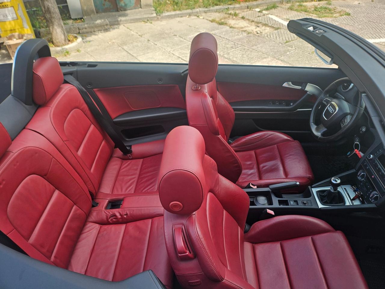 Audi A3 Cabrio 1.6 TDI 105 CV CR Ambition