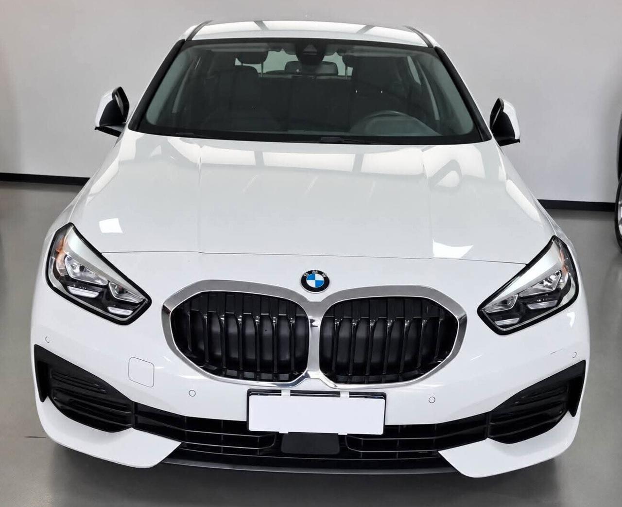 Bmw 116D 5p. Cambio automatico full optional