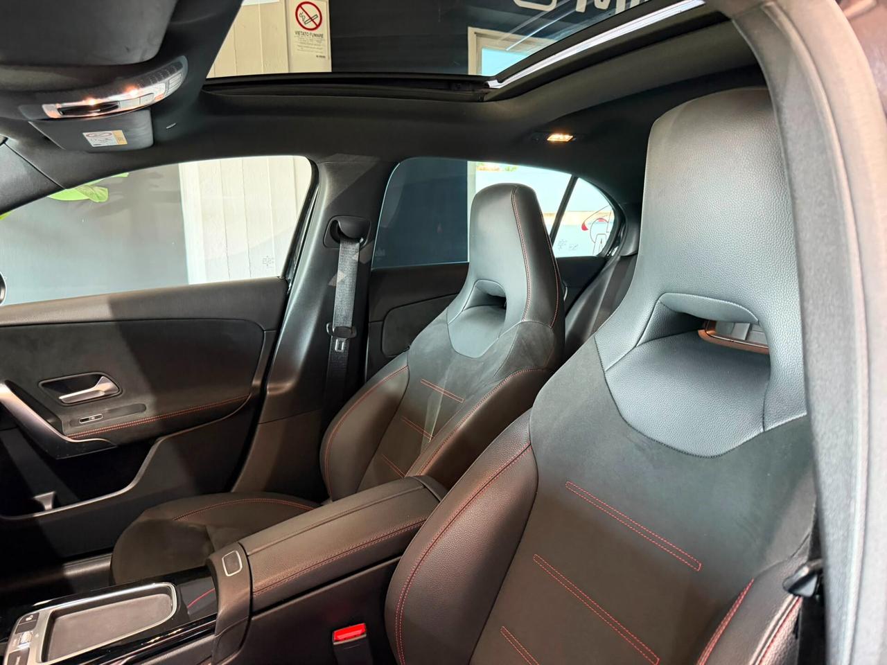 Mercedes-benz A 180 d Automatic Premium AMG Night Edition