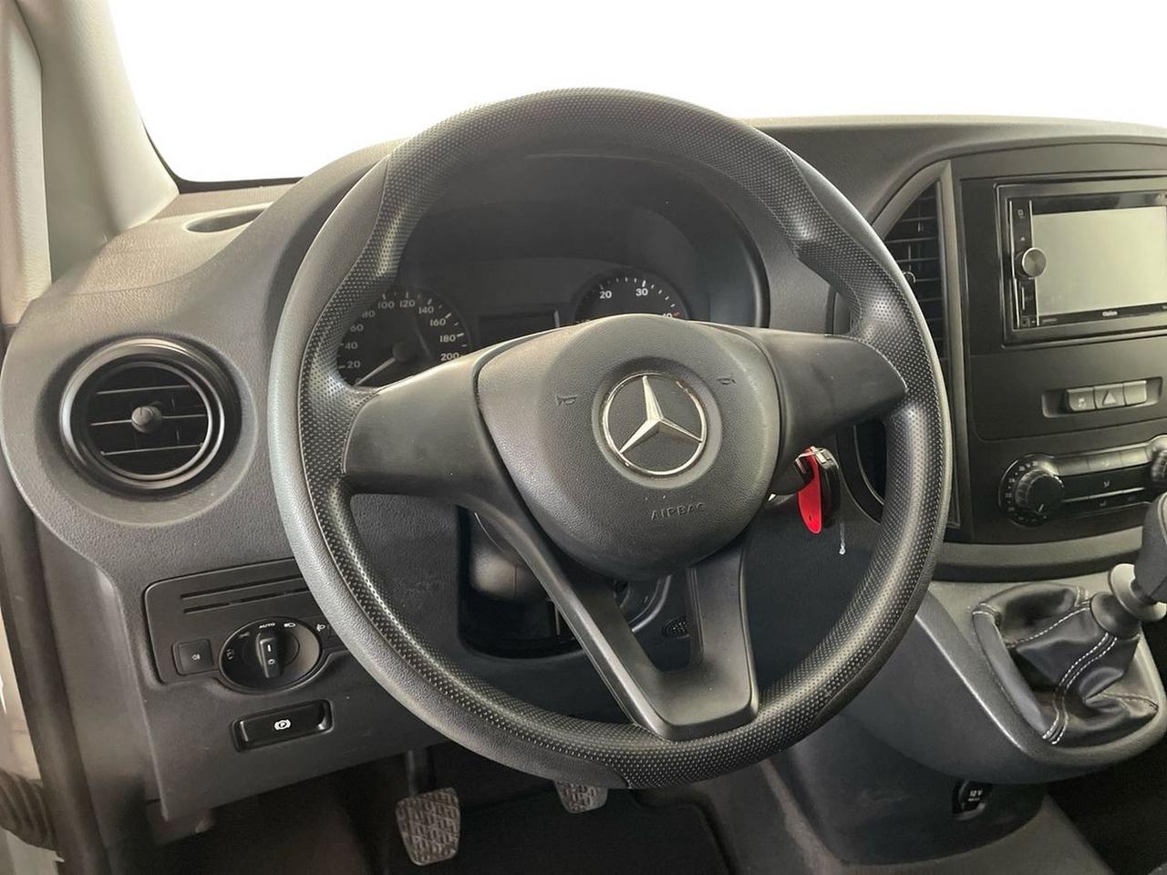 Mercedes-Benz Vito III - vito 114 cdi compact E6