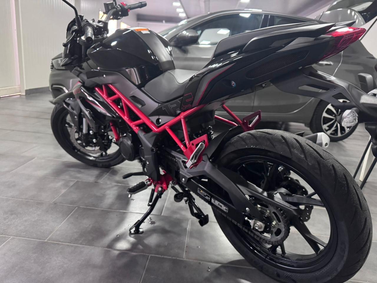 Benelli BN 125