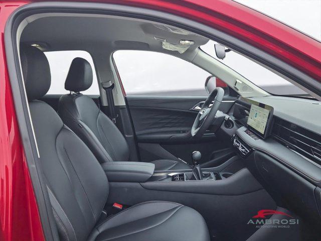 MG HS 1.5T MT 2WD LUXURY