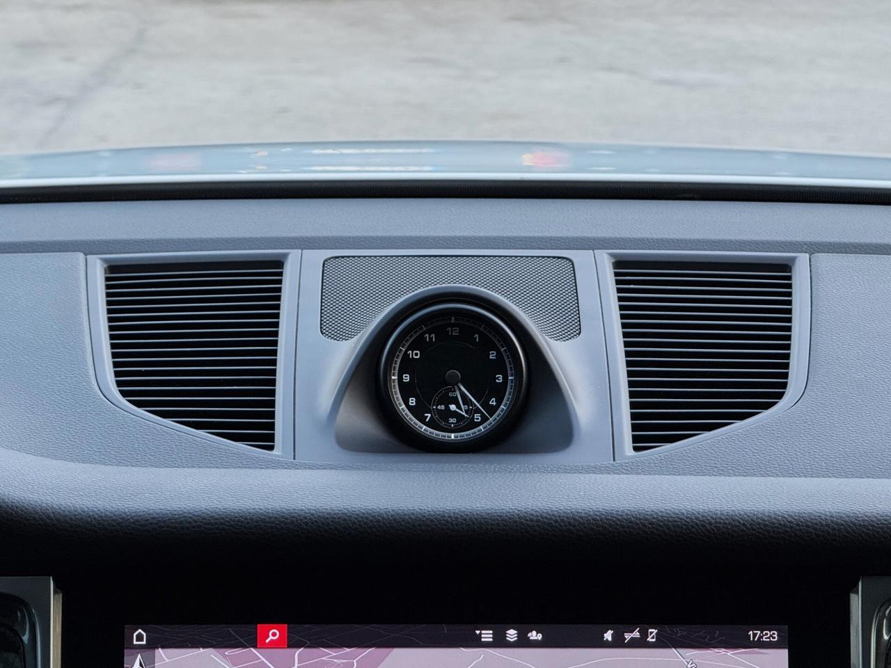 Porsche Macan 2.0 Turbo 265CV TETTO 360