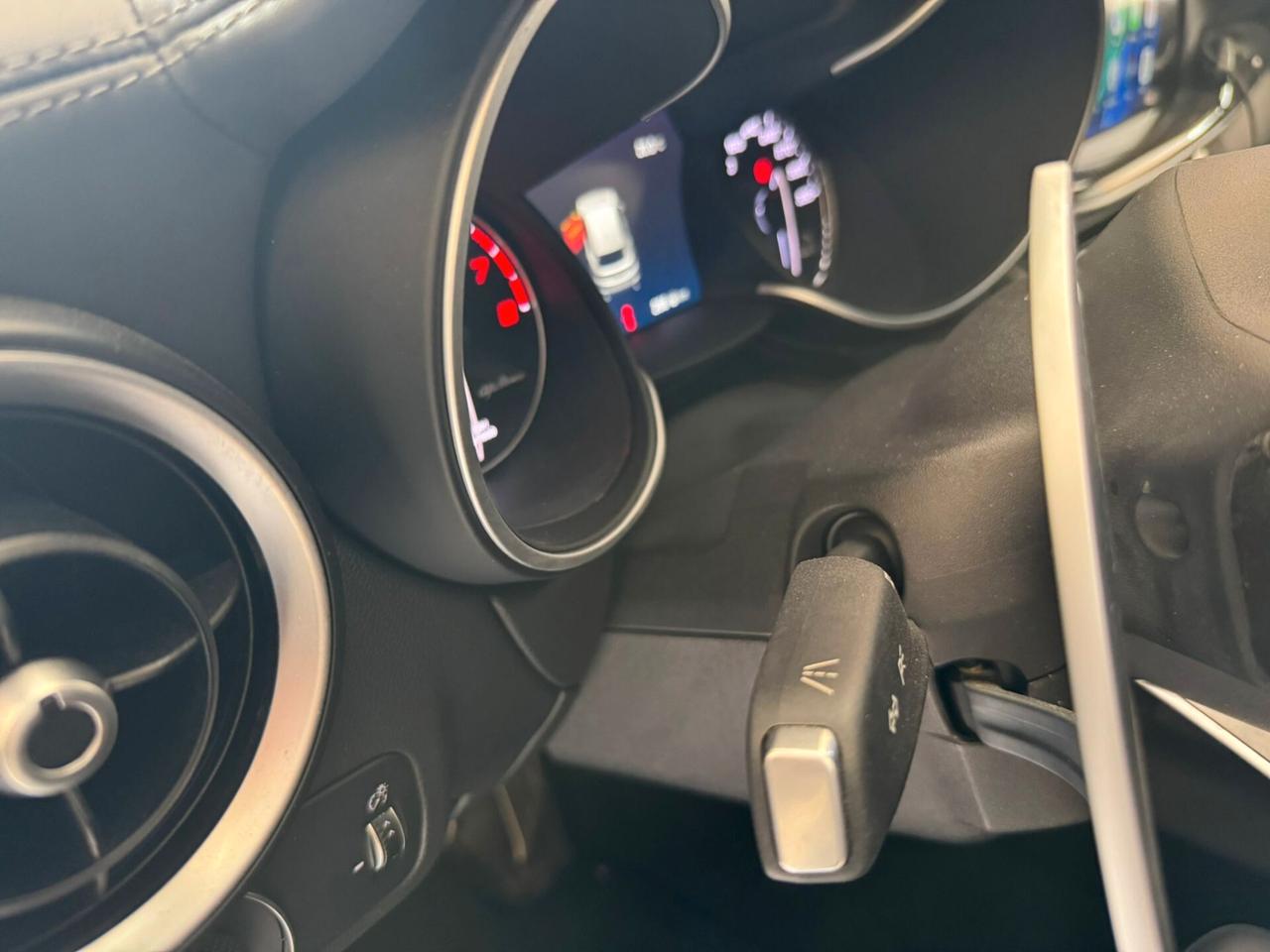 Alfa Romeo Stelvio 2.9 Bi-Turbo V6 510 CV AT8 Quadrifoglio