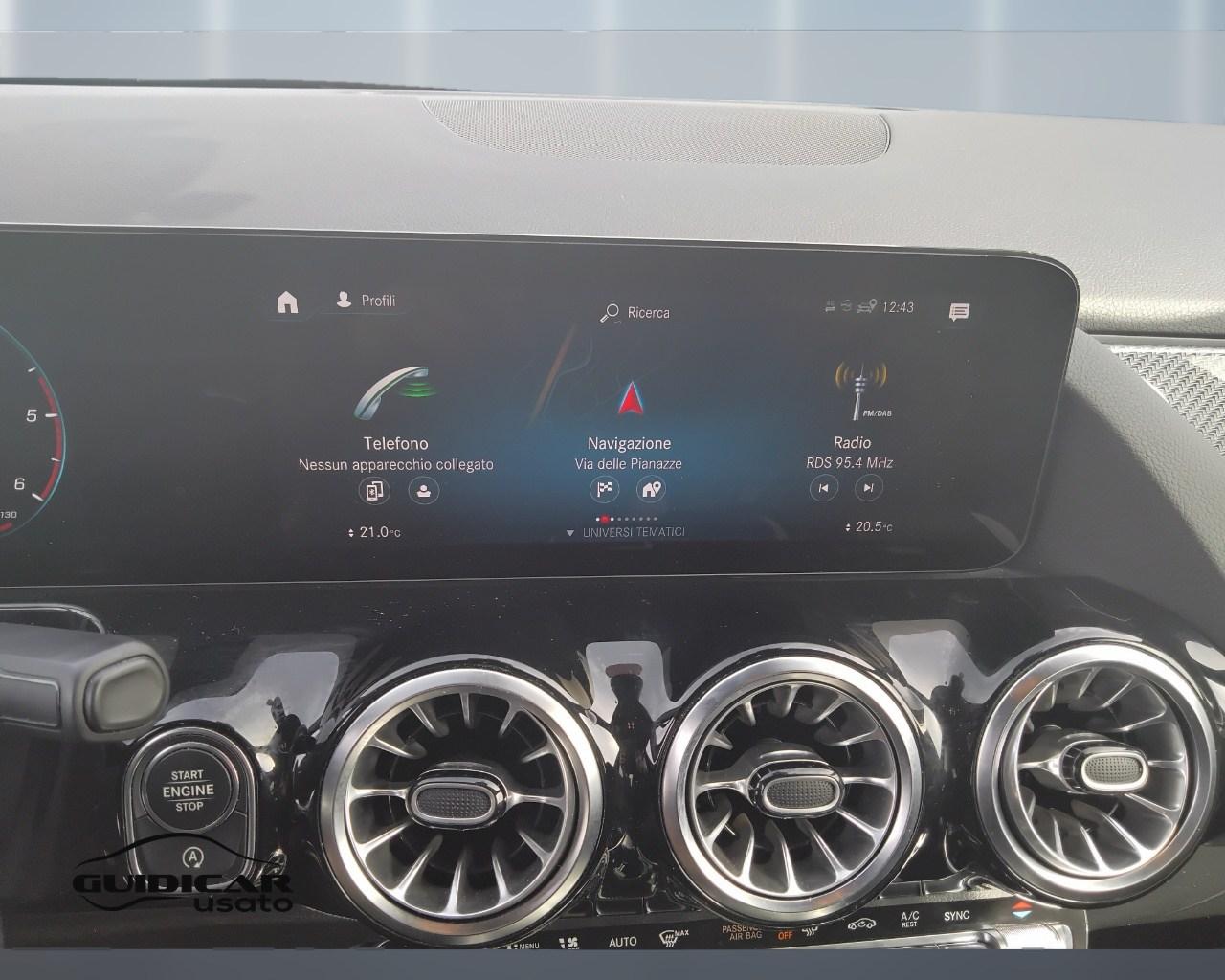 Mercedes-Benz GLA-H247 2020 - GLA 180 d Premium auto