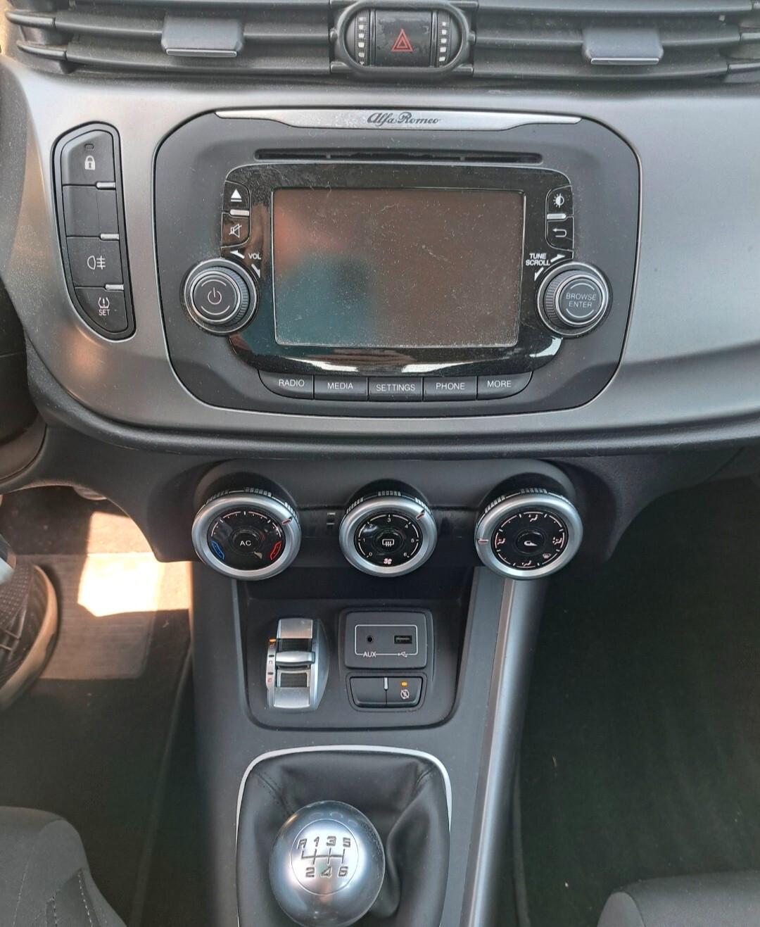 Alfa Romeo Giulietta 1.4 Turbo MultiAir Distinctive