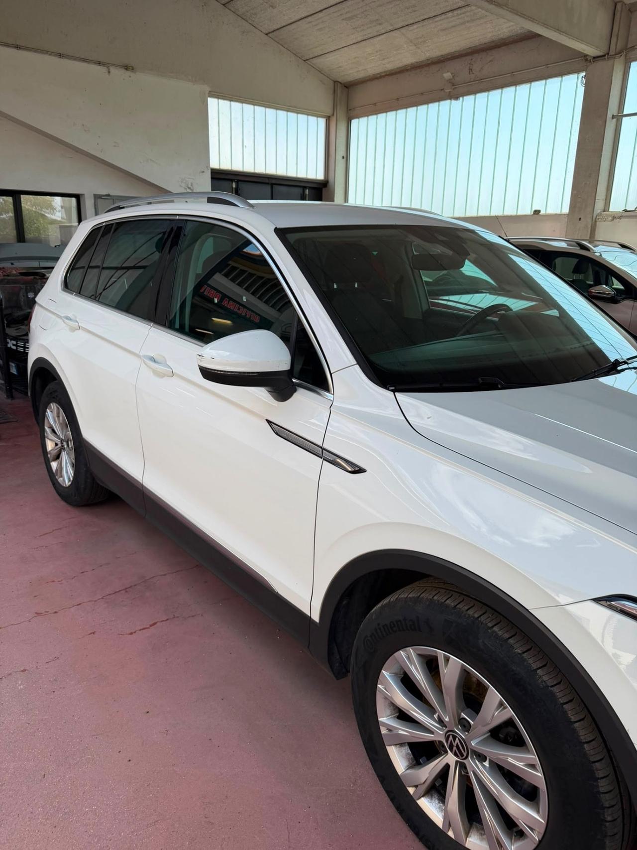 Volkswagen Tiguan 2.0 TDI 150 CV DSG Elegance