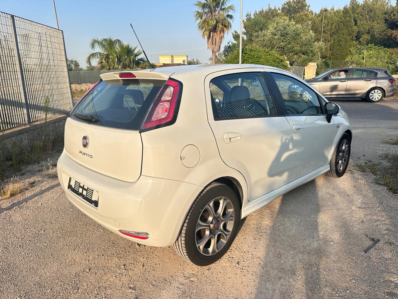 Fiat Punto 1.3 MJT 5 porte SPORT-2014