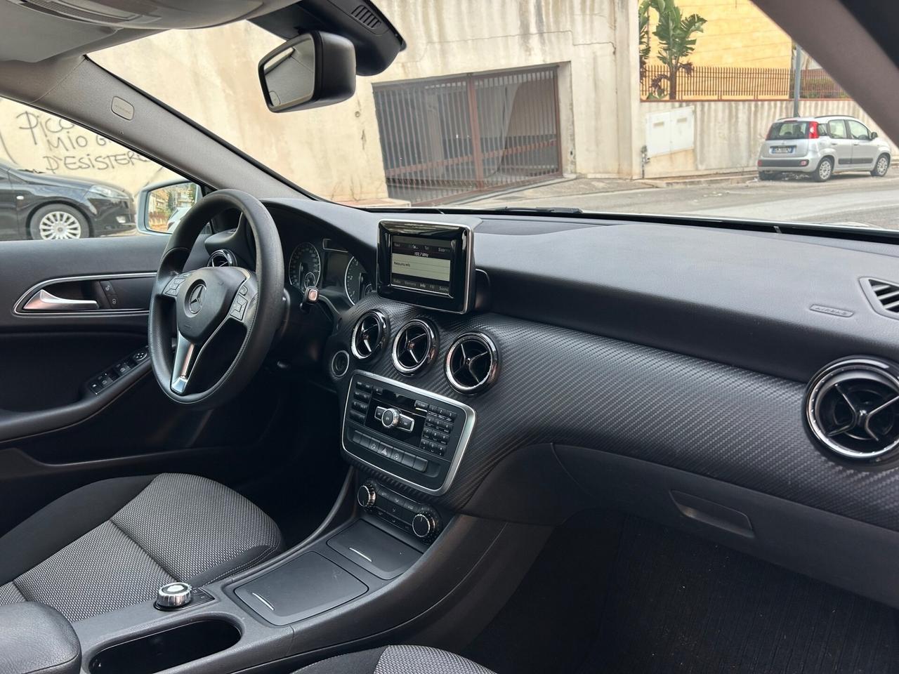 Mercedes-benz GLA 180 d Executive